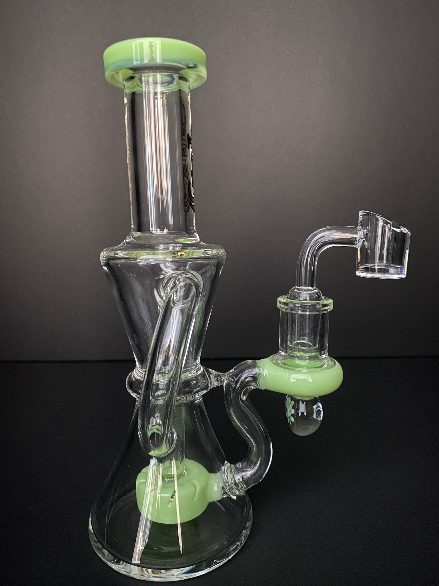 8" GENIE Recycled Rig with a Banger