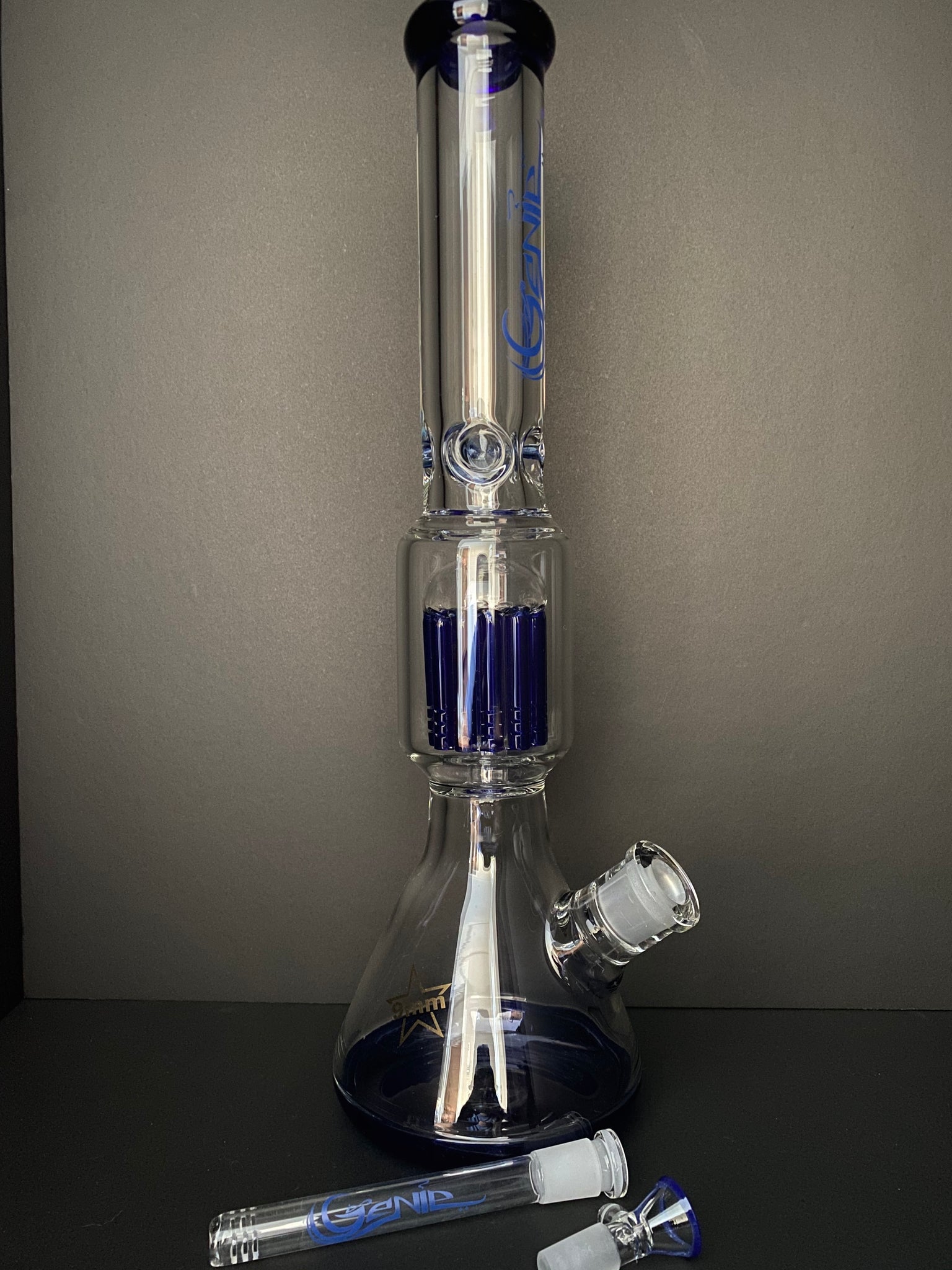 17.5" GENIE 12-Arm 9mm Colored Bottom Glass Water Bong