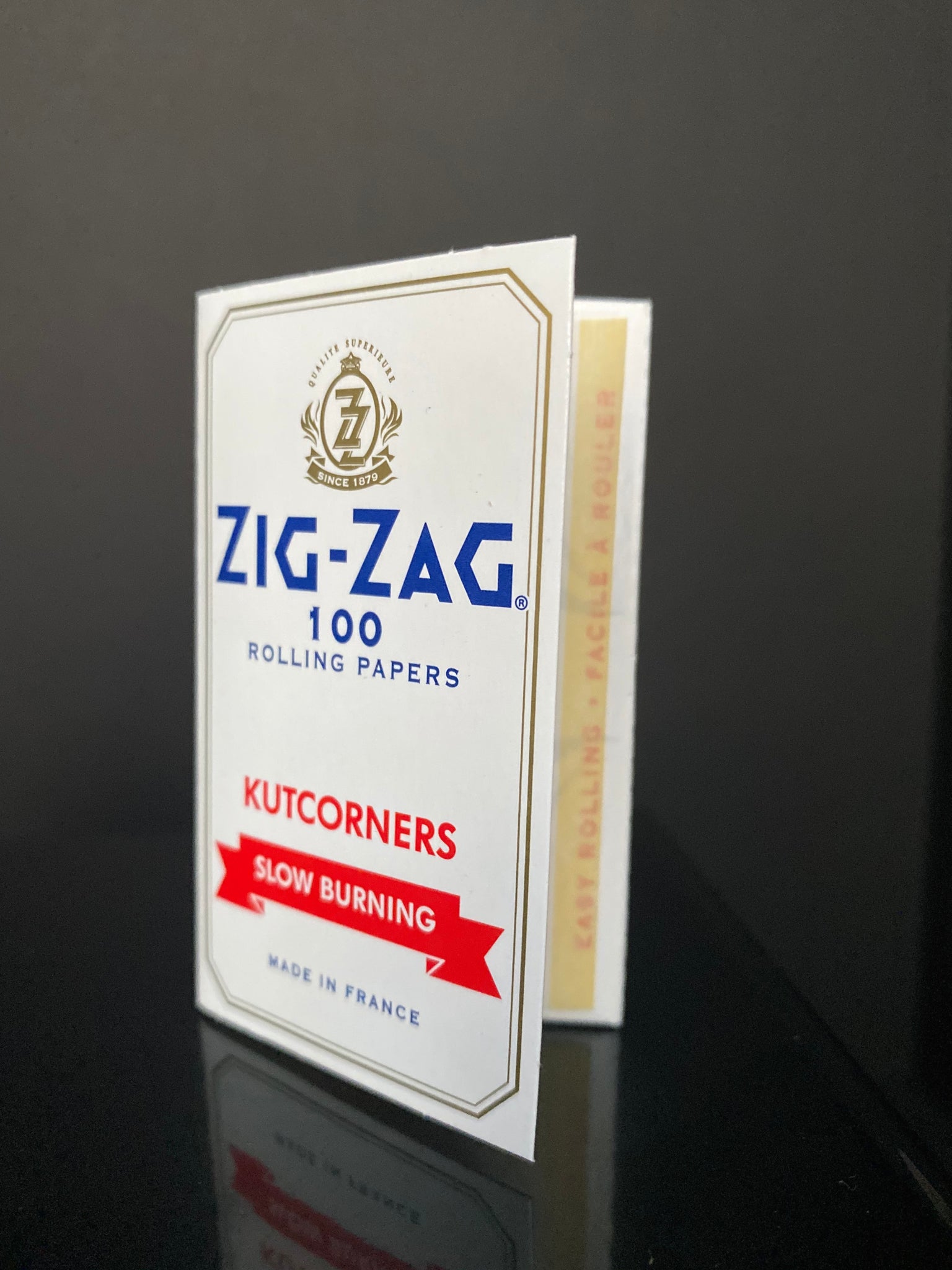 Zig Zag Slow burning White Papers Kutcorners